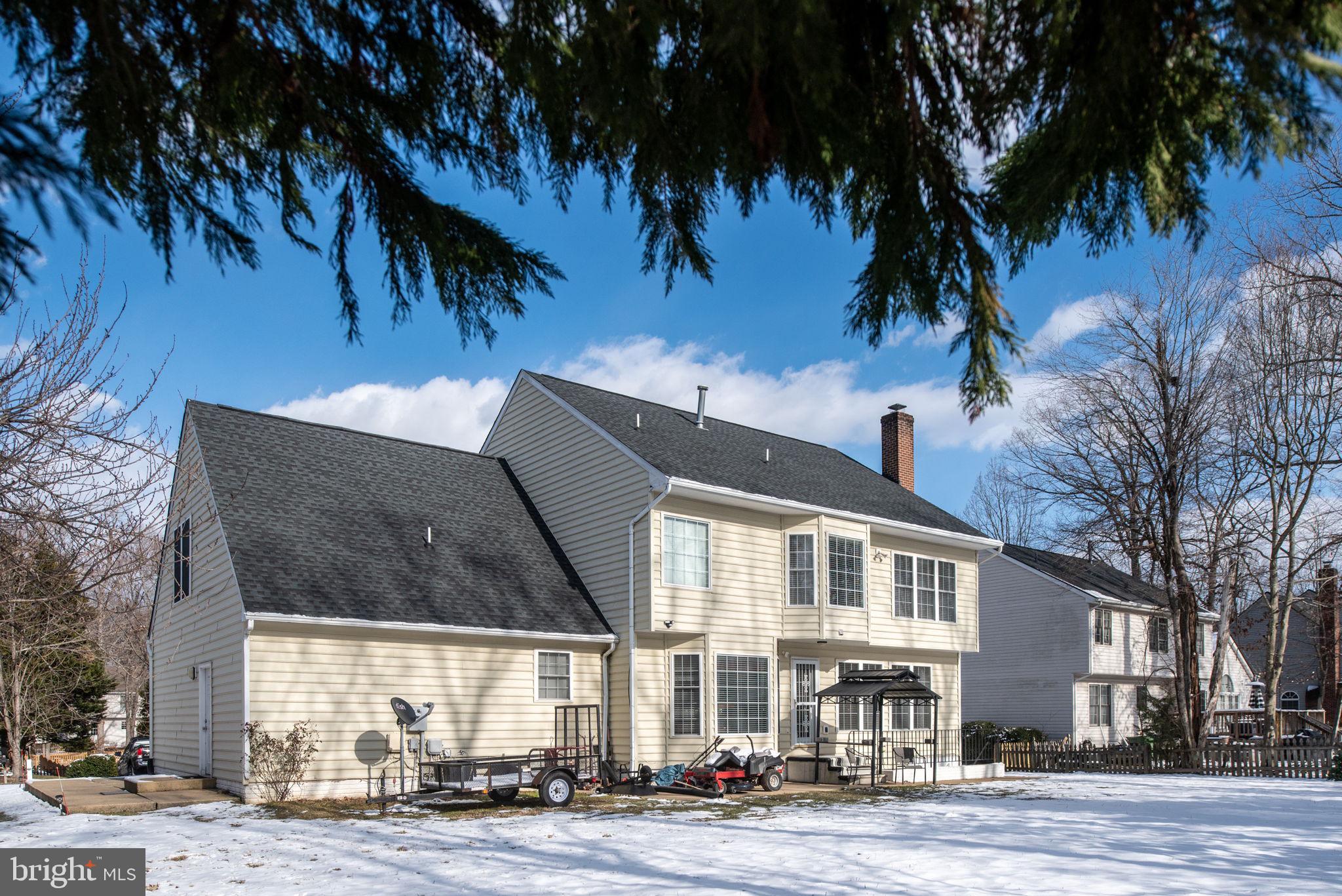 FOX POINT - Residential