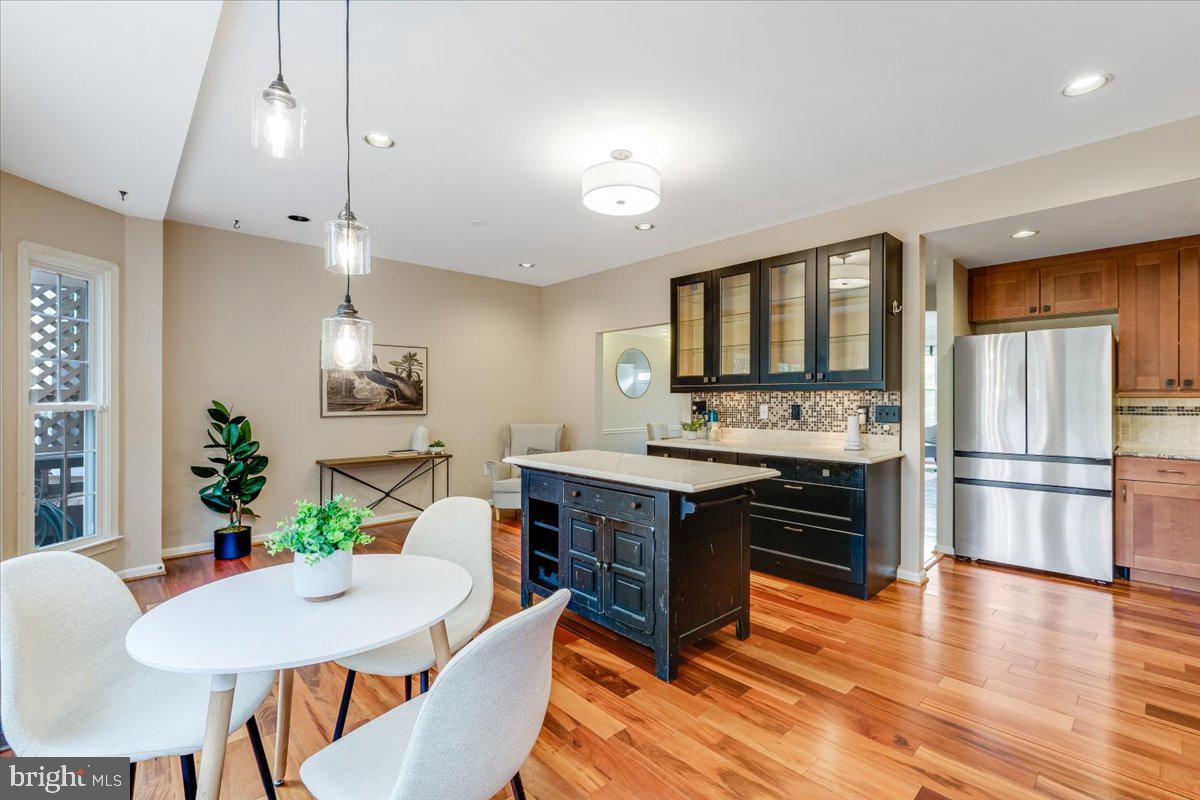 DAVENTRY PARK - Residential