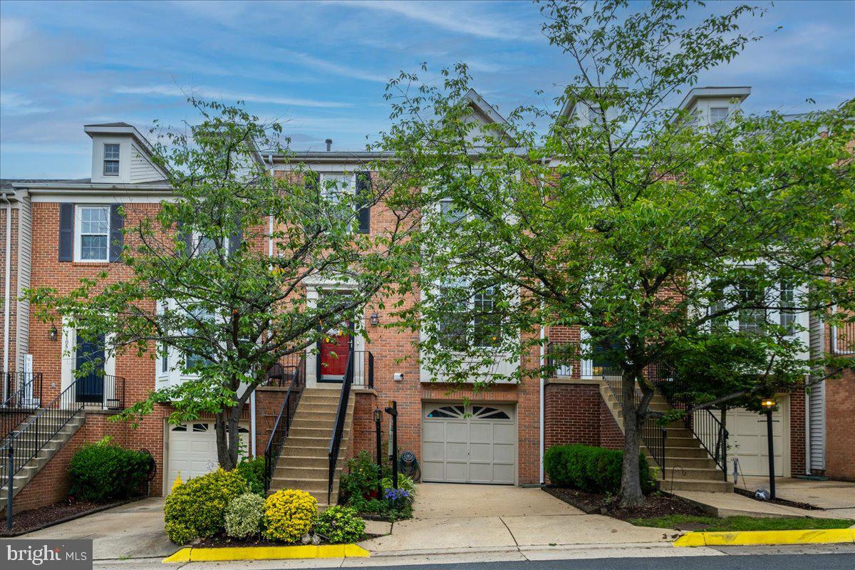 DAVENTRY PARK - Residential