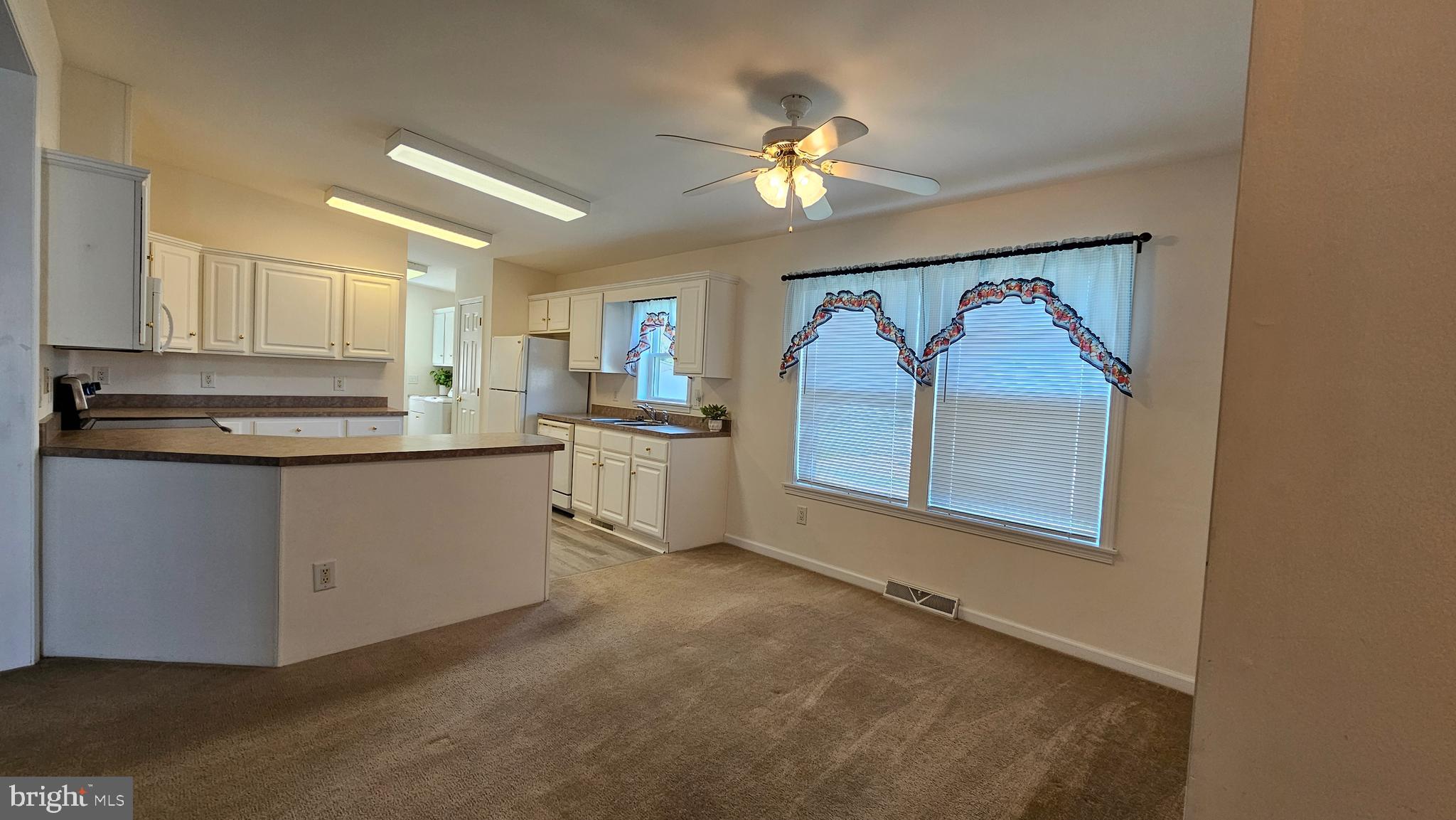 HYDE PARK - Residential