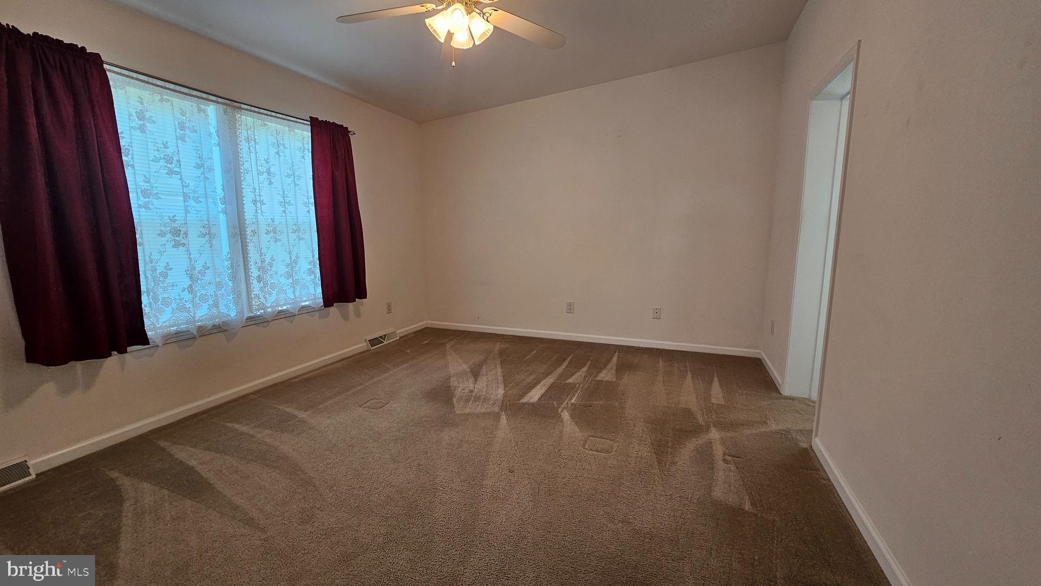 HYDE PARK - Residential