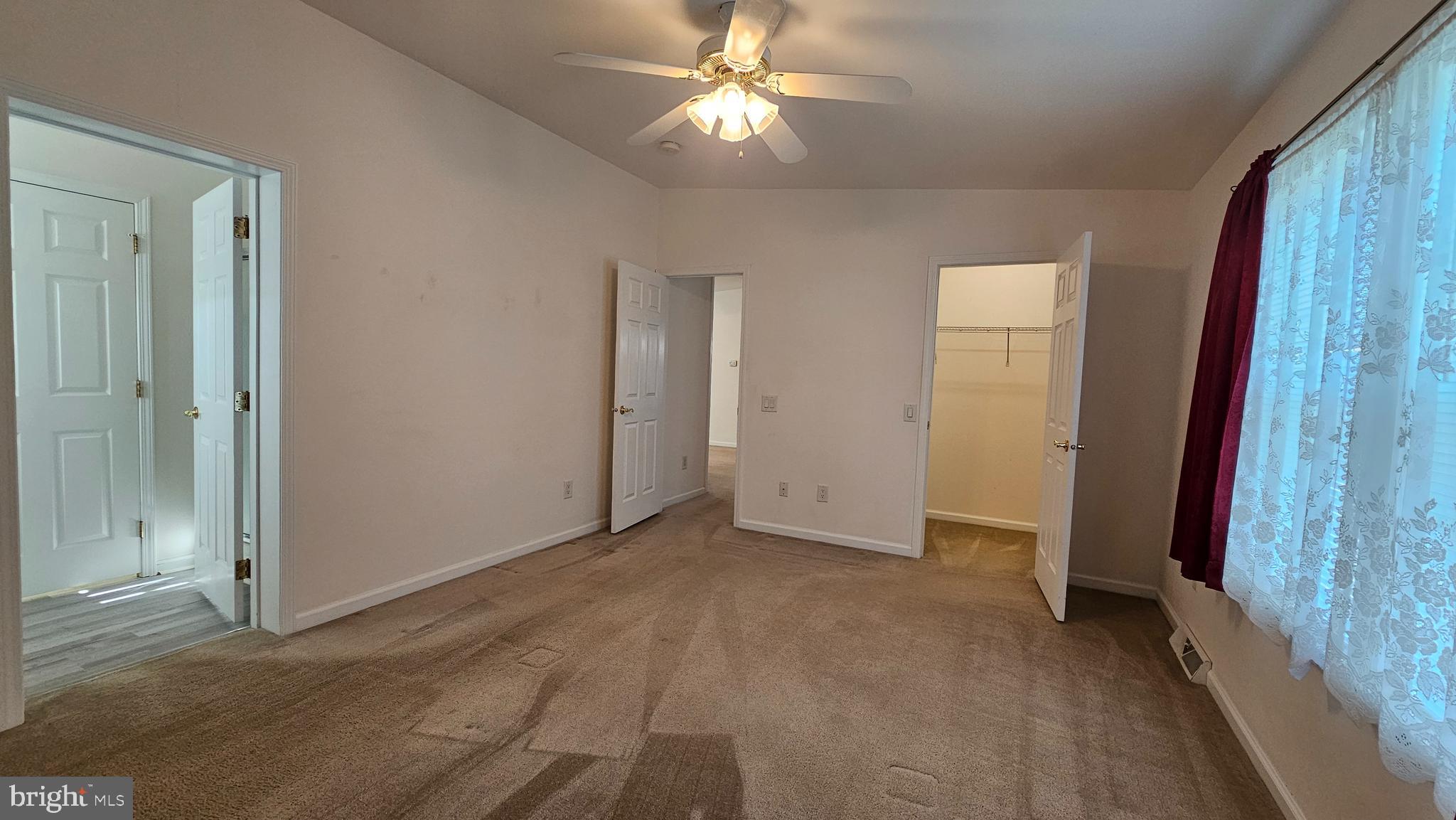 HYDE PARK - Residential