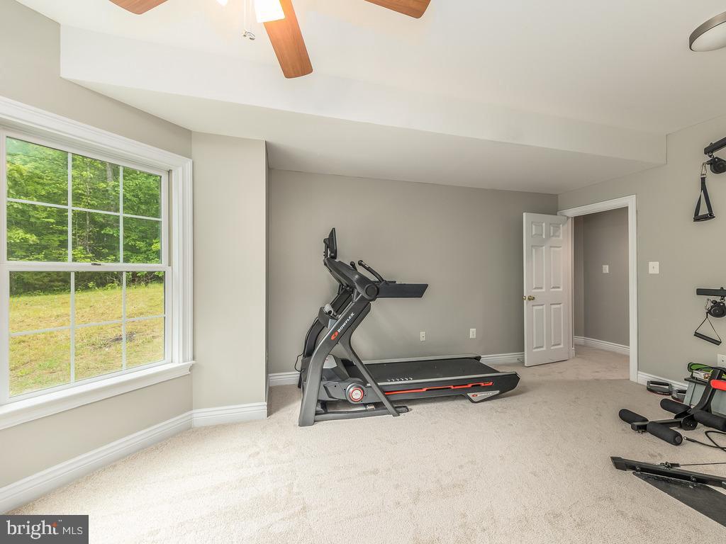 MOUNTAIN VIEW - Residential