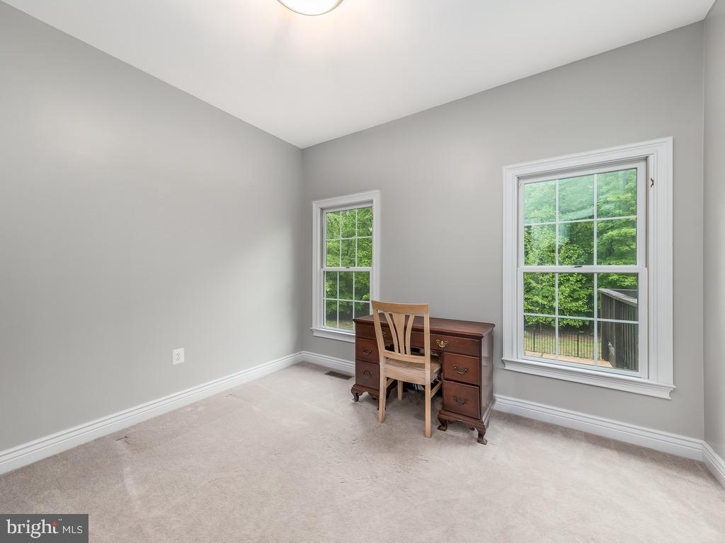 MOUNTAIN VIEW - Residential