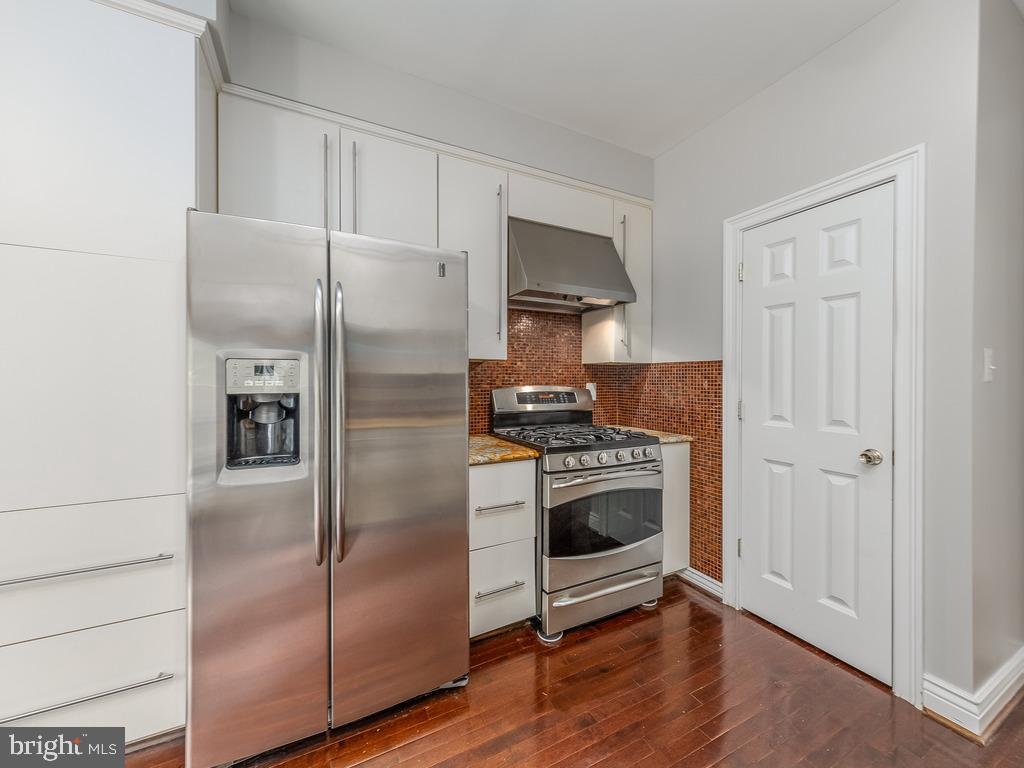 MOUNTAIN VIEW - Residential