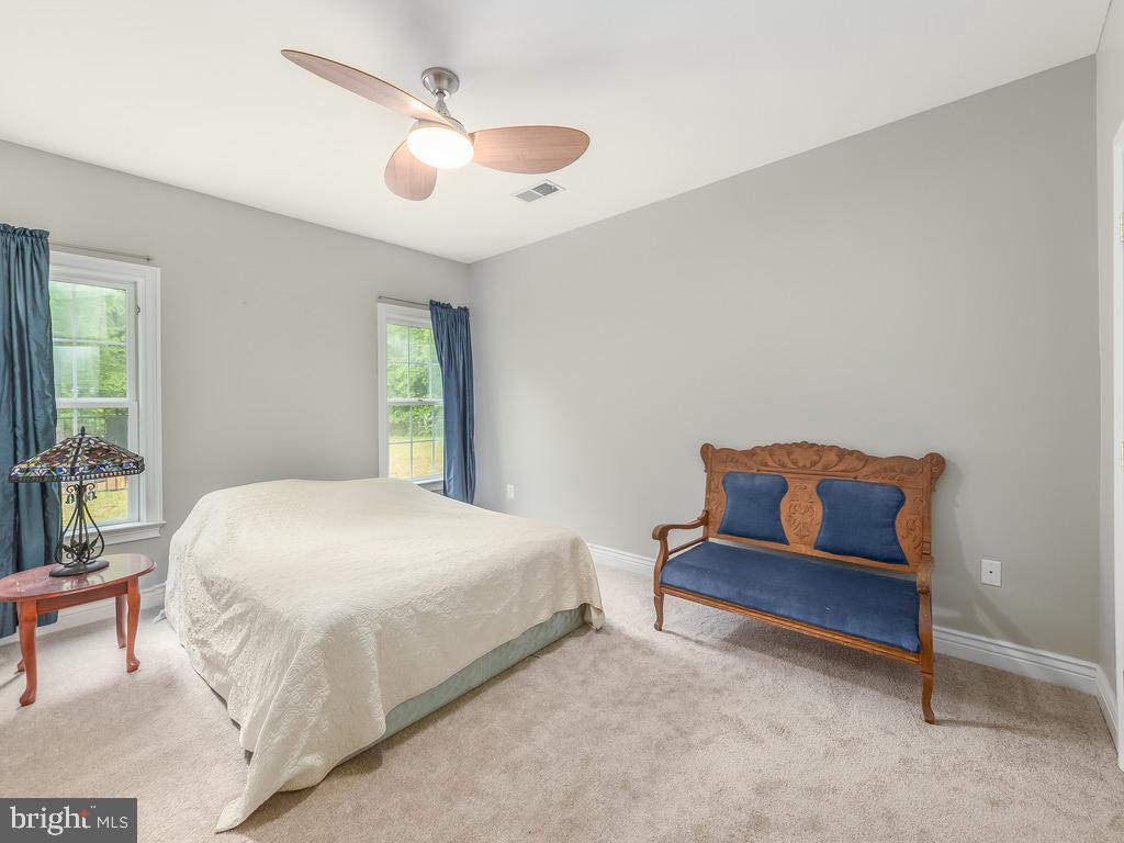 MOUNTAIN VIEW - Residential