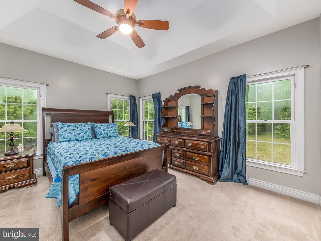 MOUNTAIN VIEW - Residential