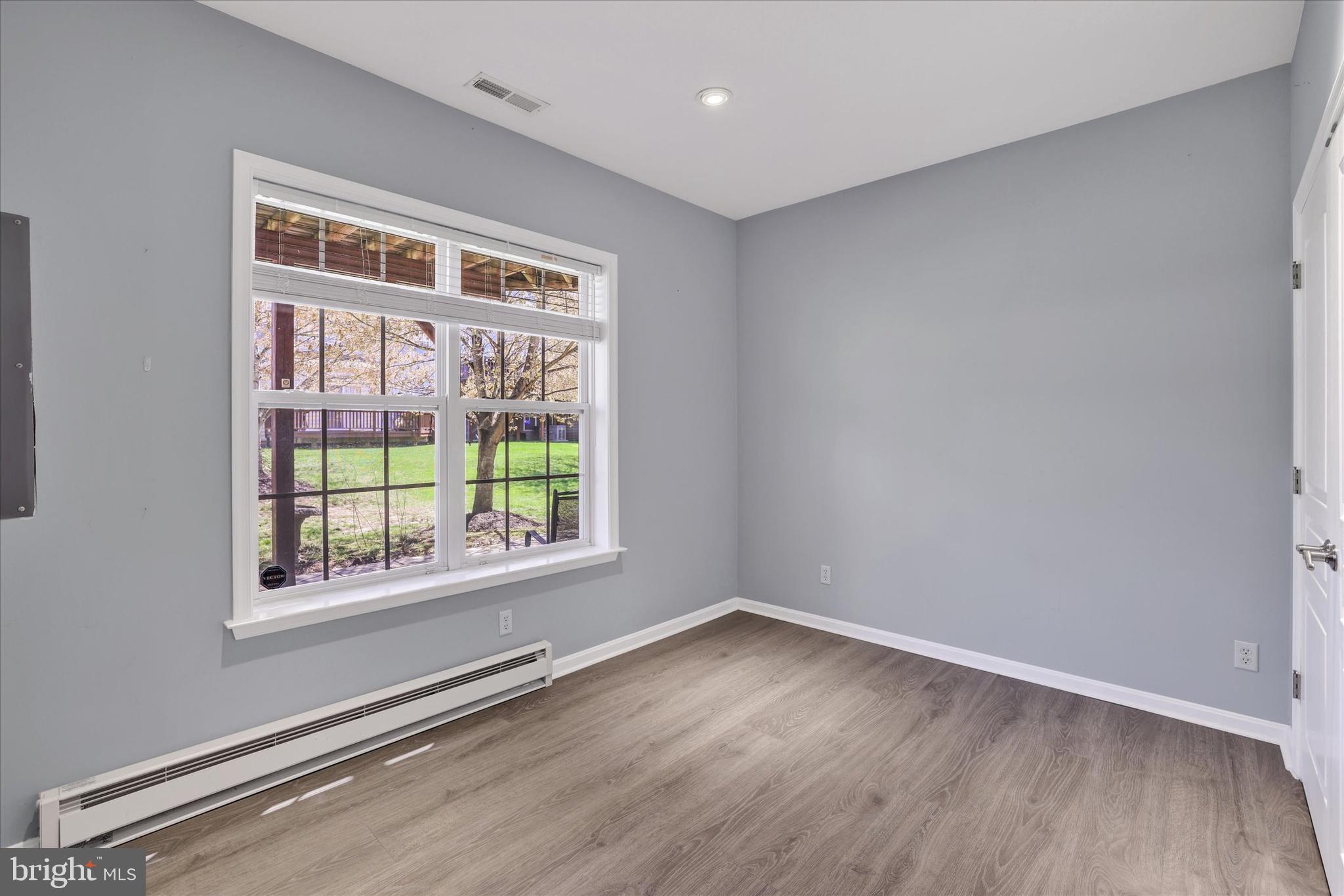 DOYLESTOWN STATION - Residential