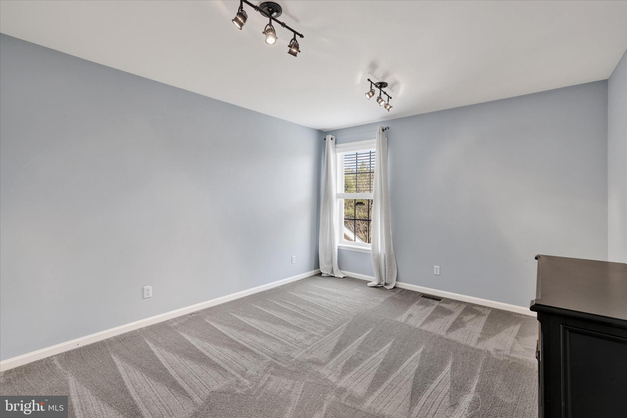 DOYLESTOWN STATION - Residential