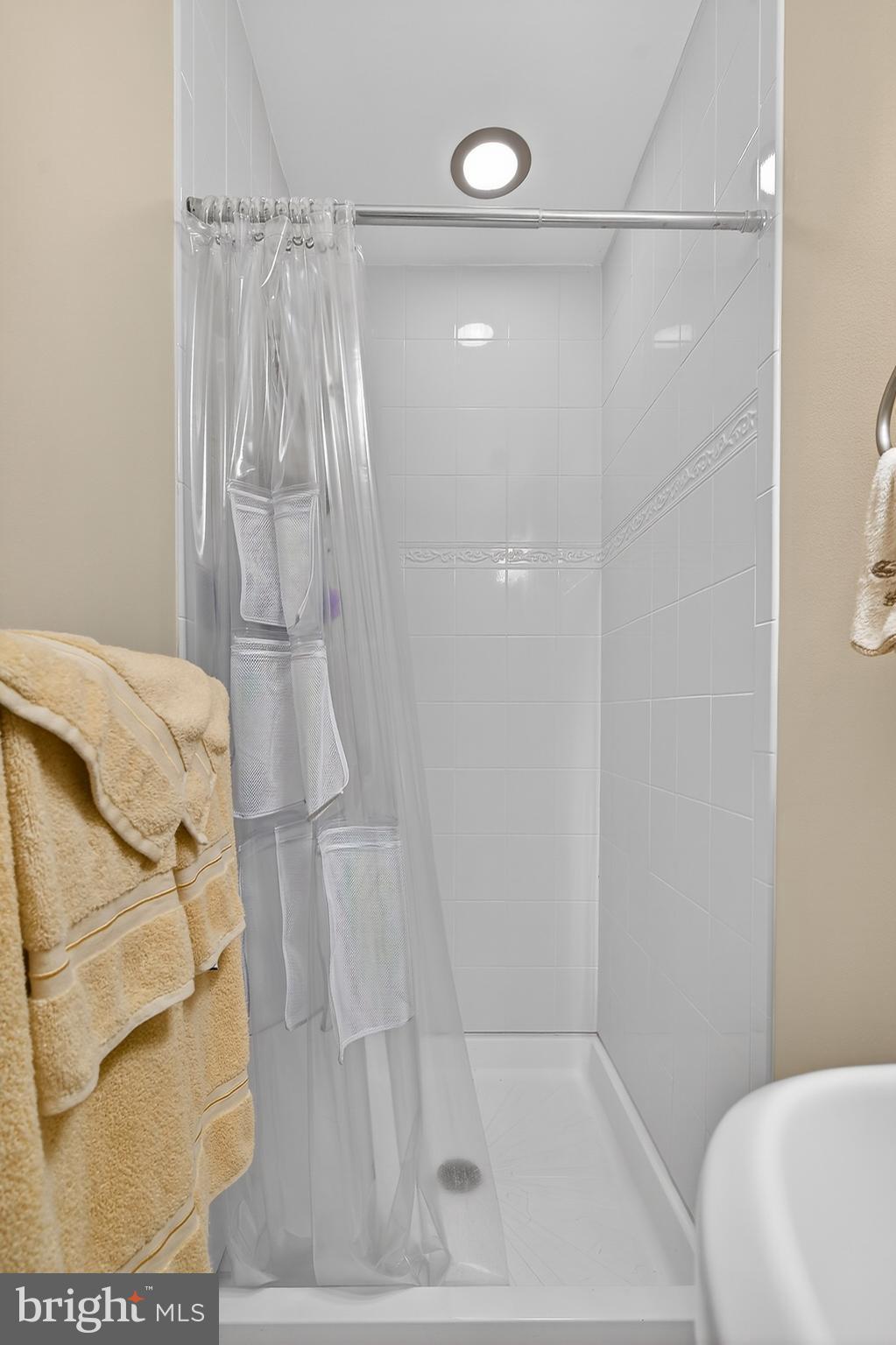 PINE VALLEY - Residential