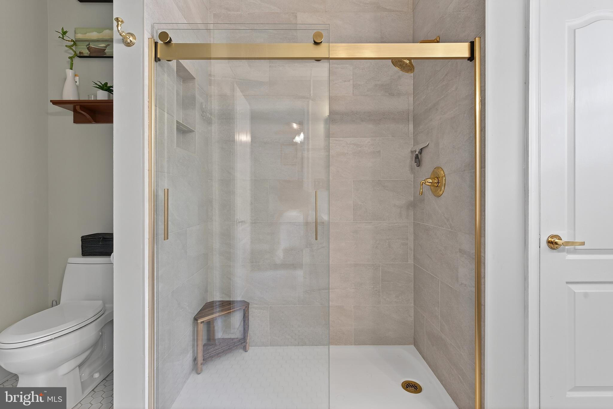 PINE VALLEY - Residential