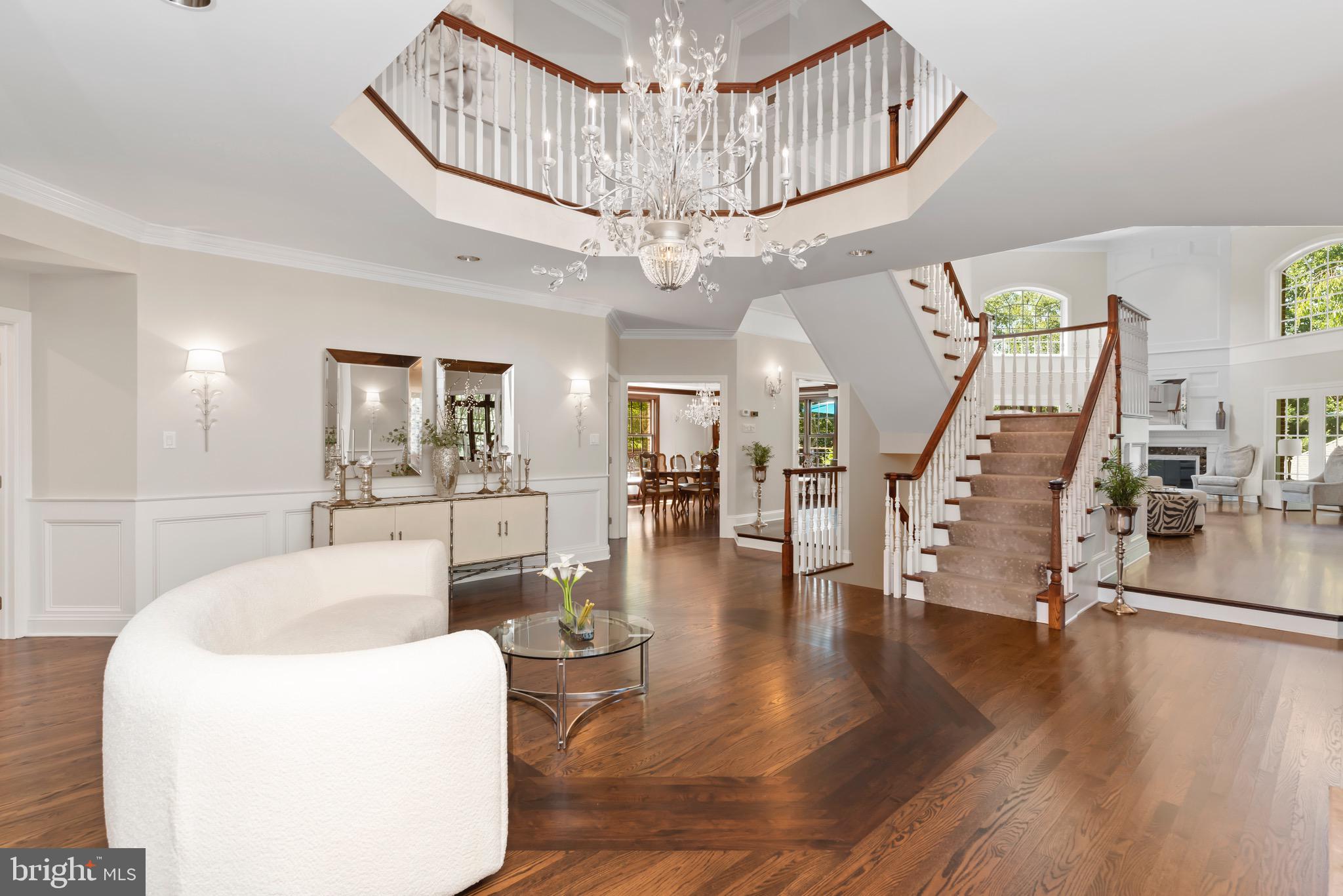 WHITE OAKS - Residential