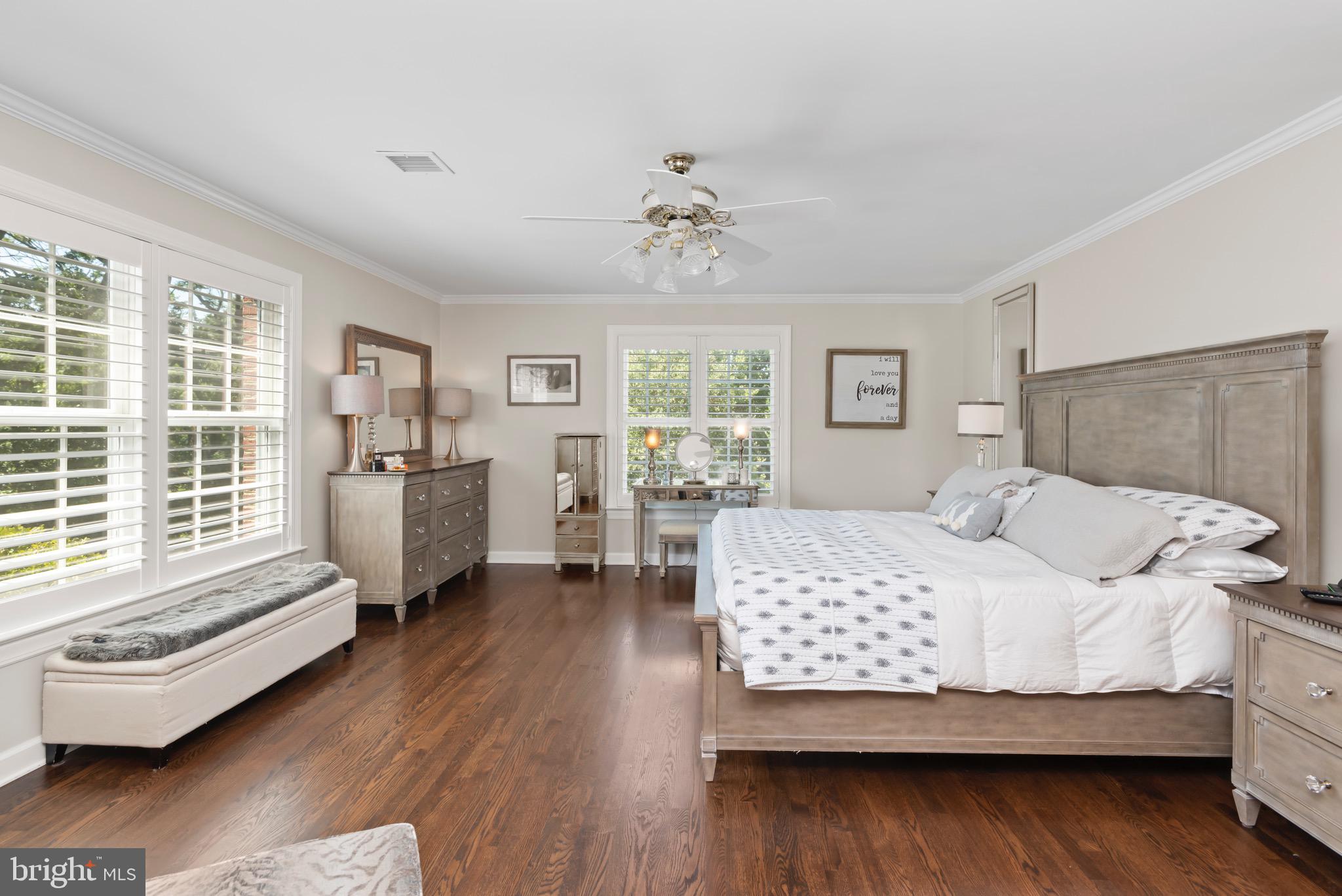 WHITE OAKS - Residential