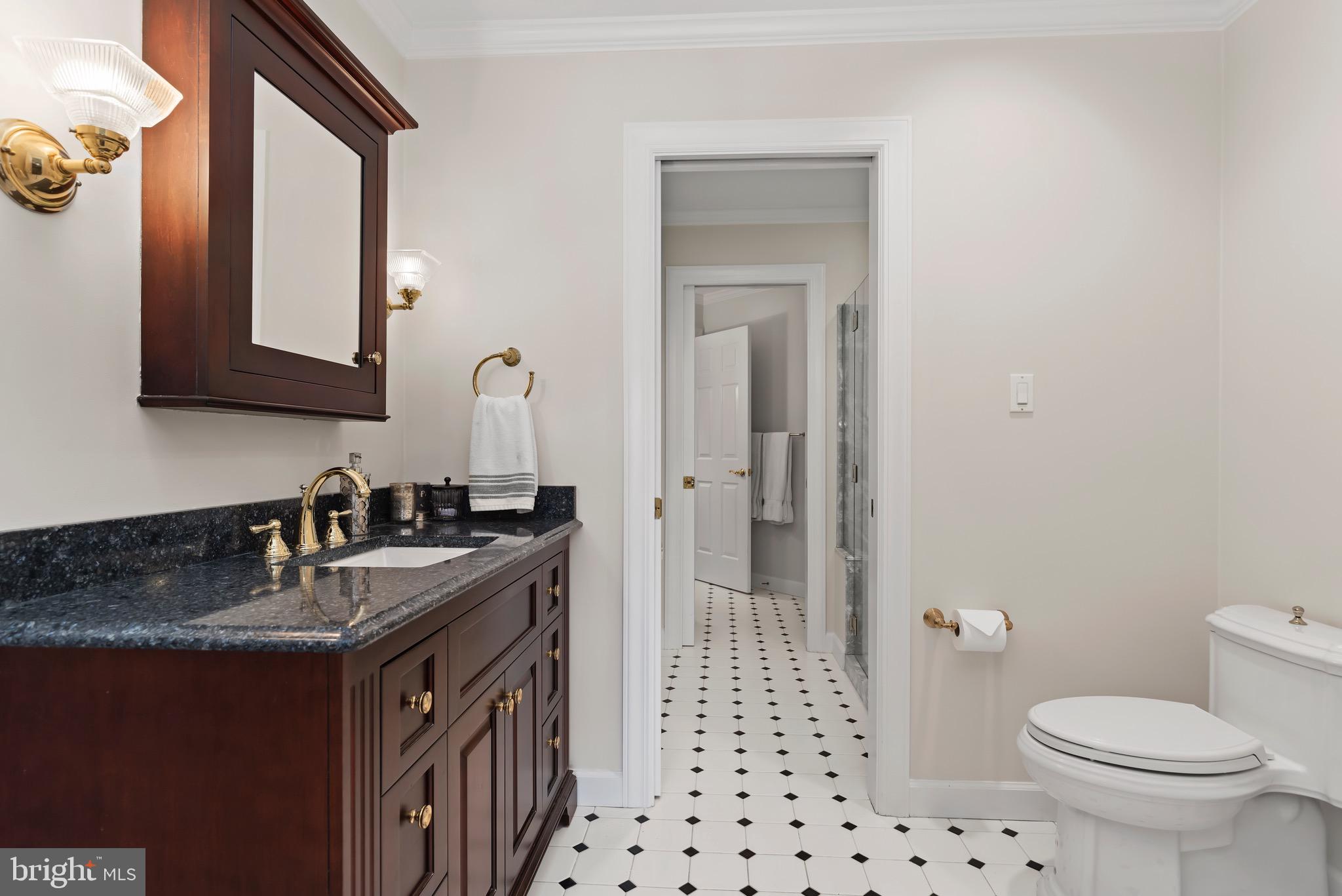 WHITE OAKS - Residential