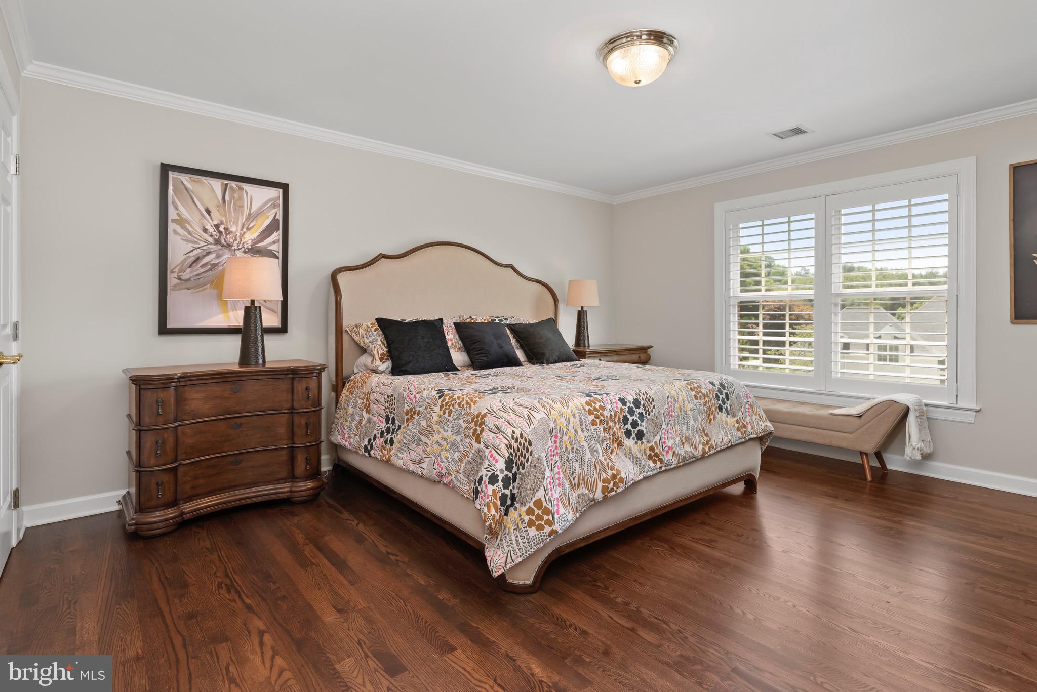 WHITE OAKS - Residential