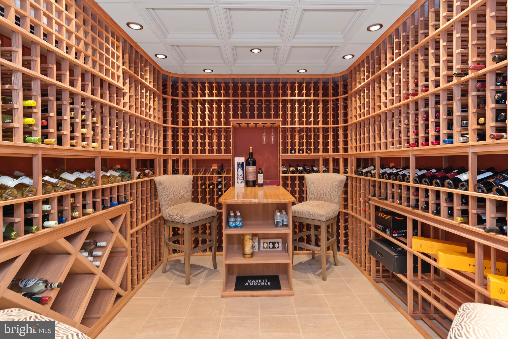 WHITE OAKS - Residential