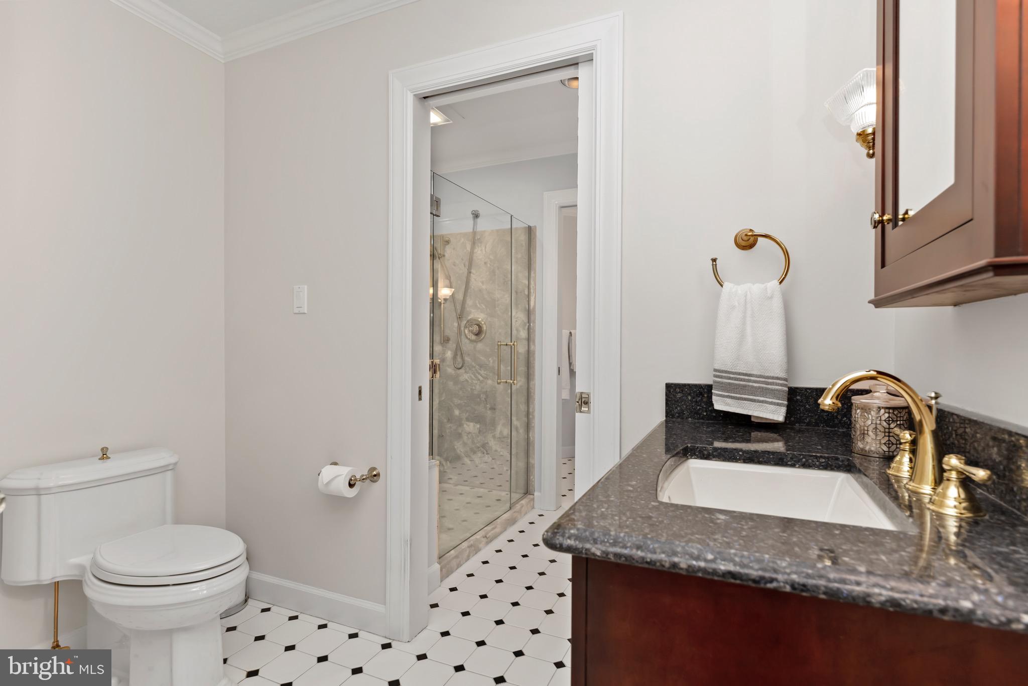 WHITE OAKS - Residential