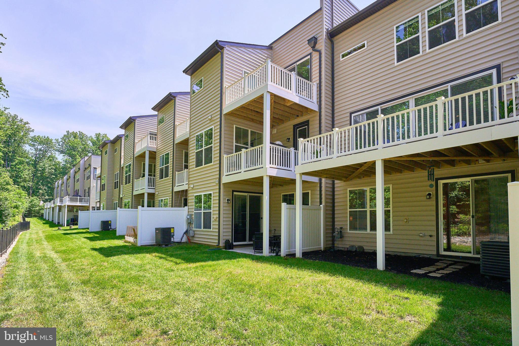 PENDER OAKS - Residential