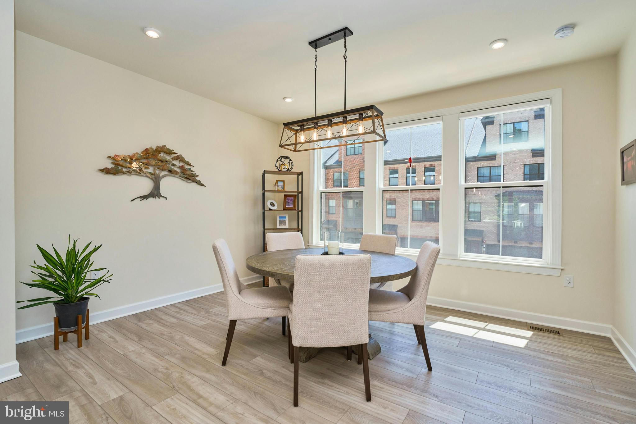 PENDER OAKS - Residential