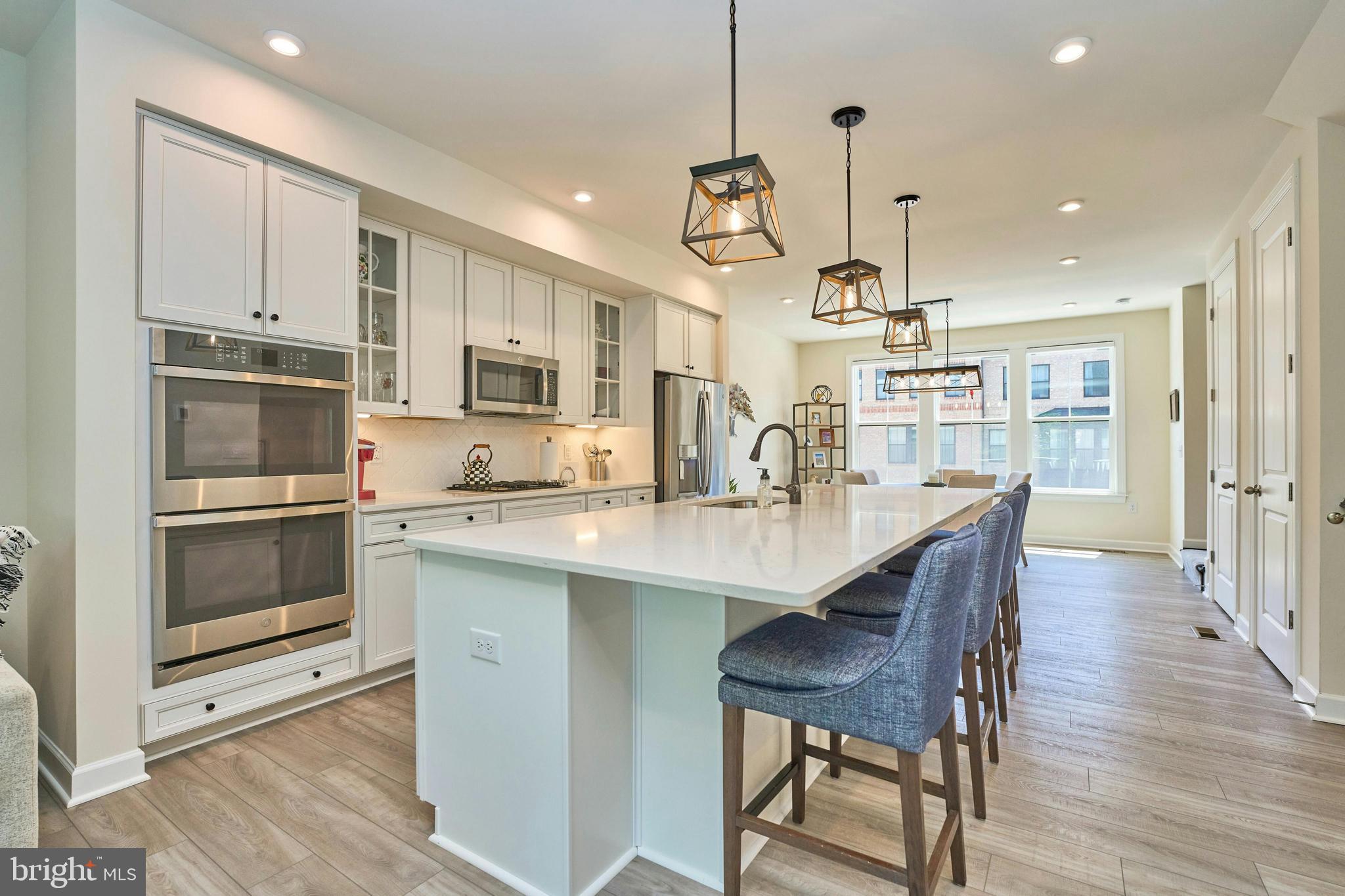 PENDER OAKS - Residential