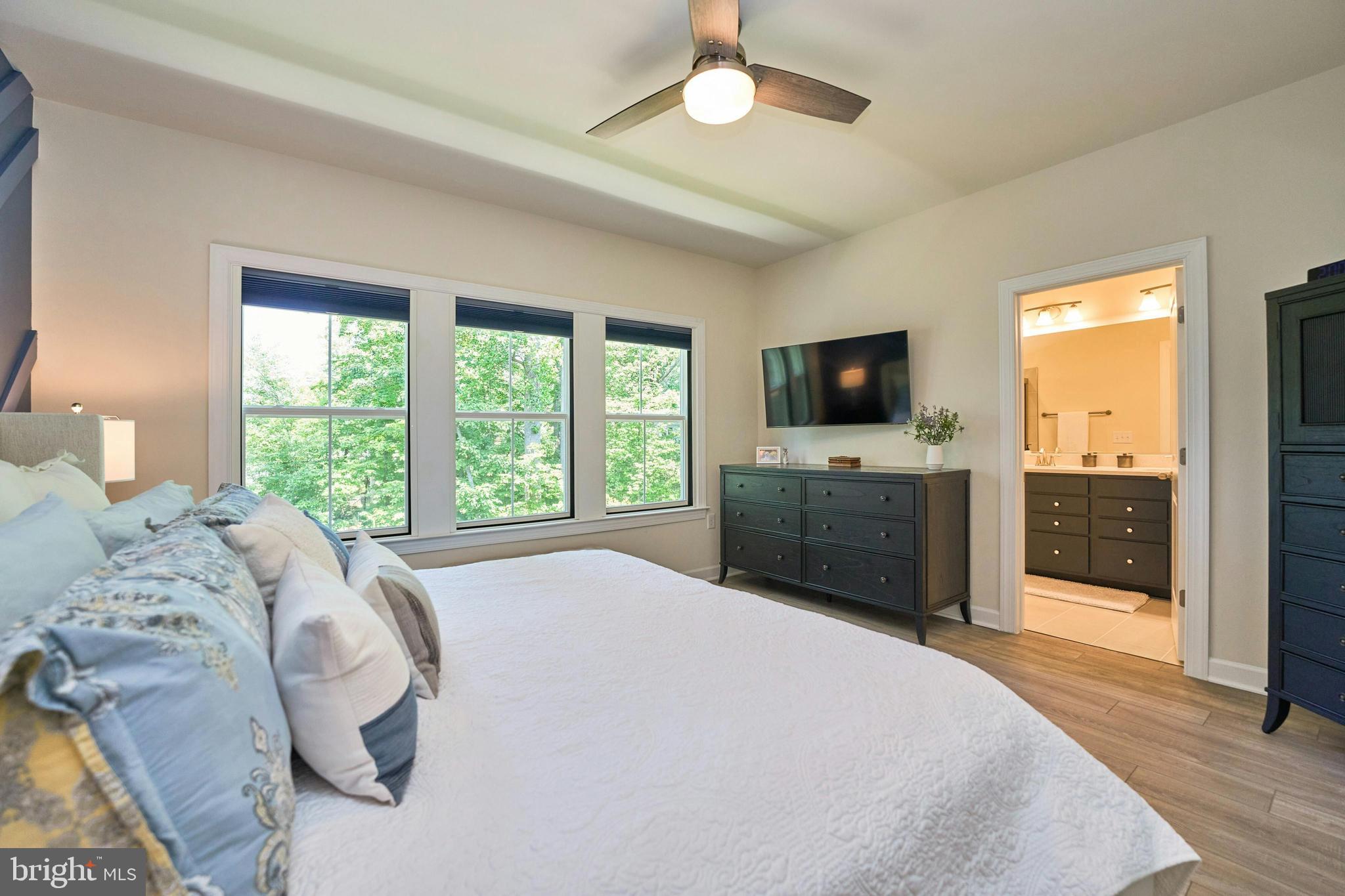 PENDER OAKS - Residential