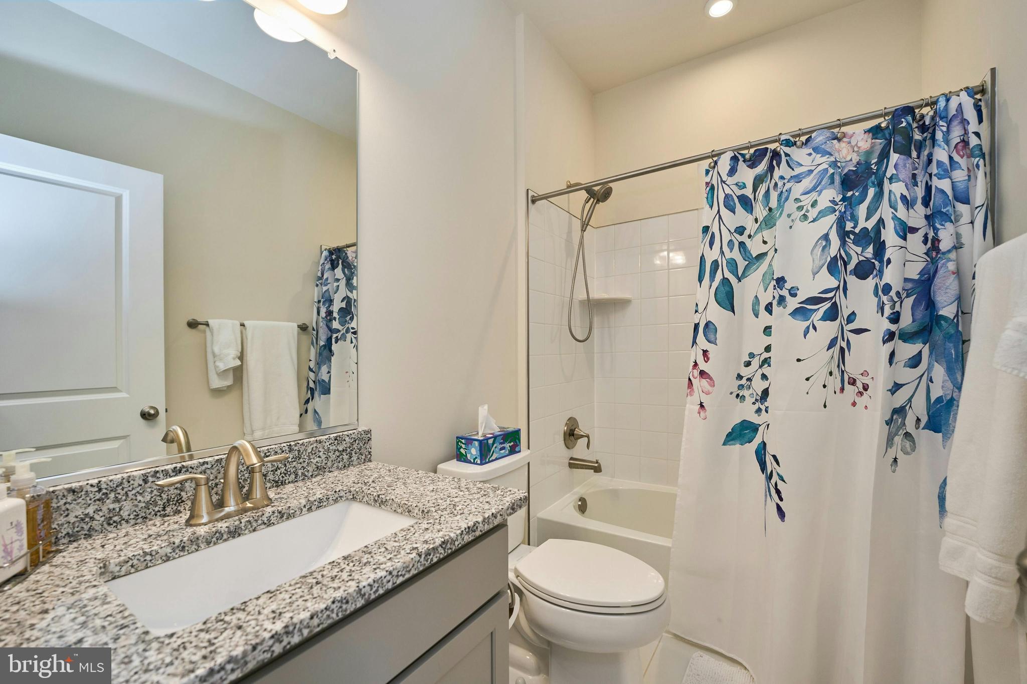 PENDER OAKS - Residential