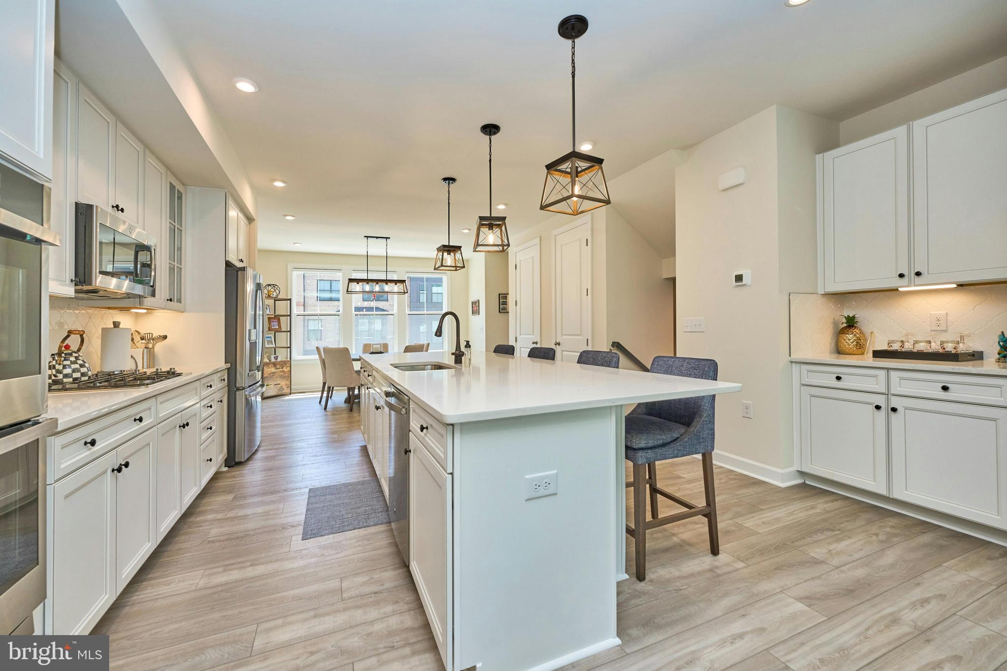 PENDER OAKS - Residential