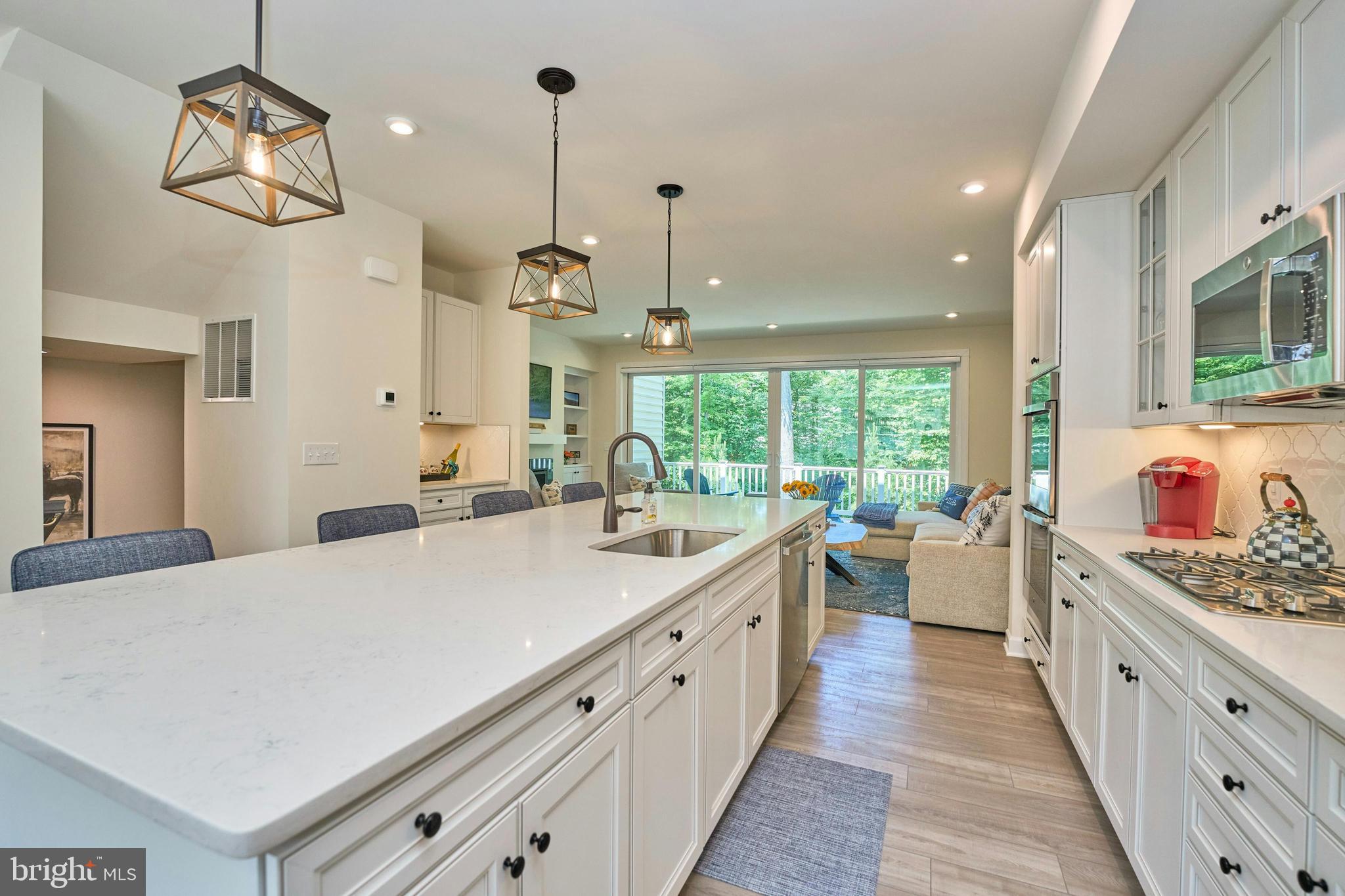 PENDER OAKS - Residential