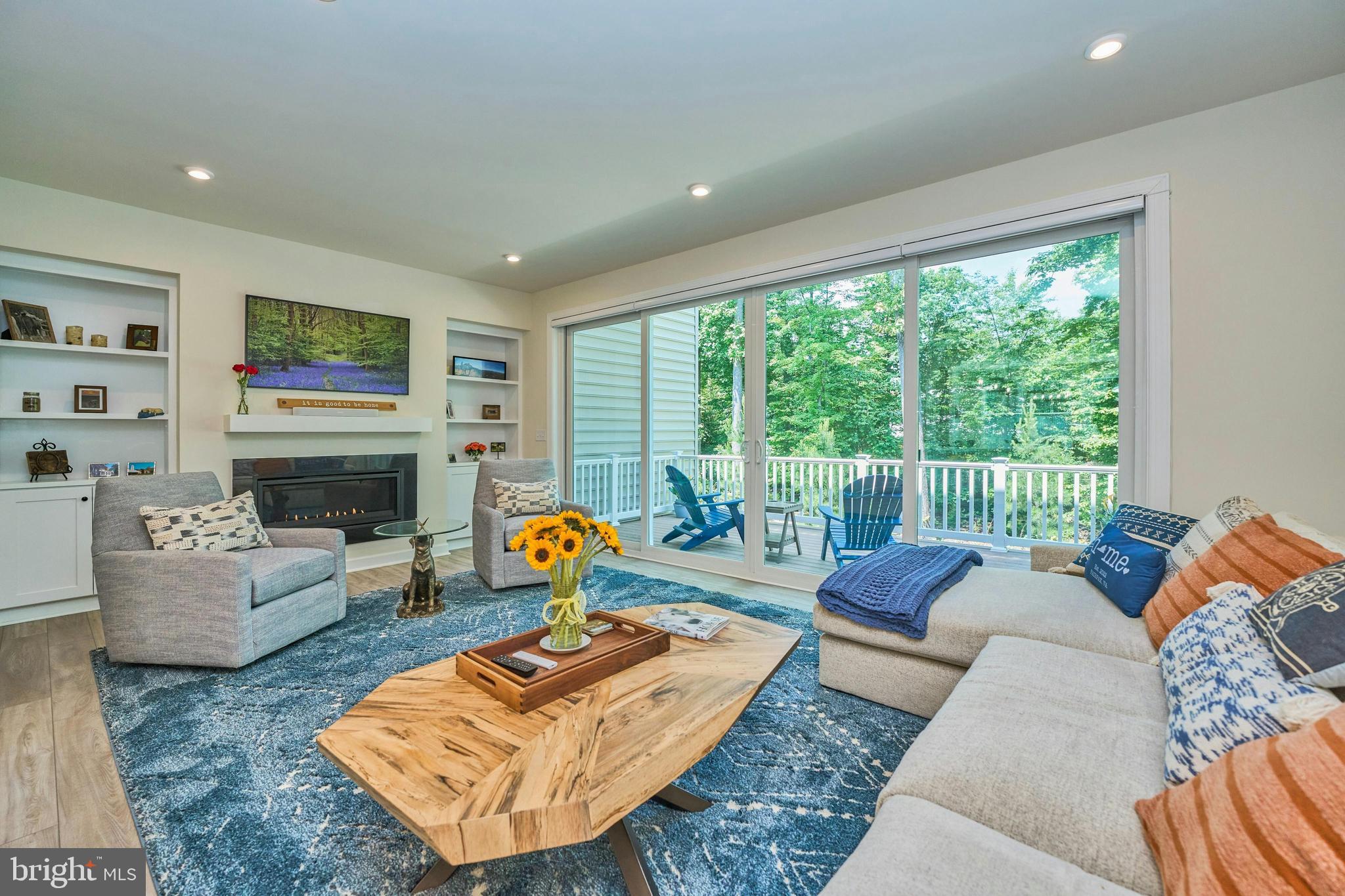 PENDER OAKS - Residential