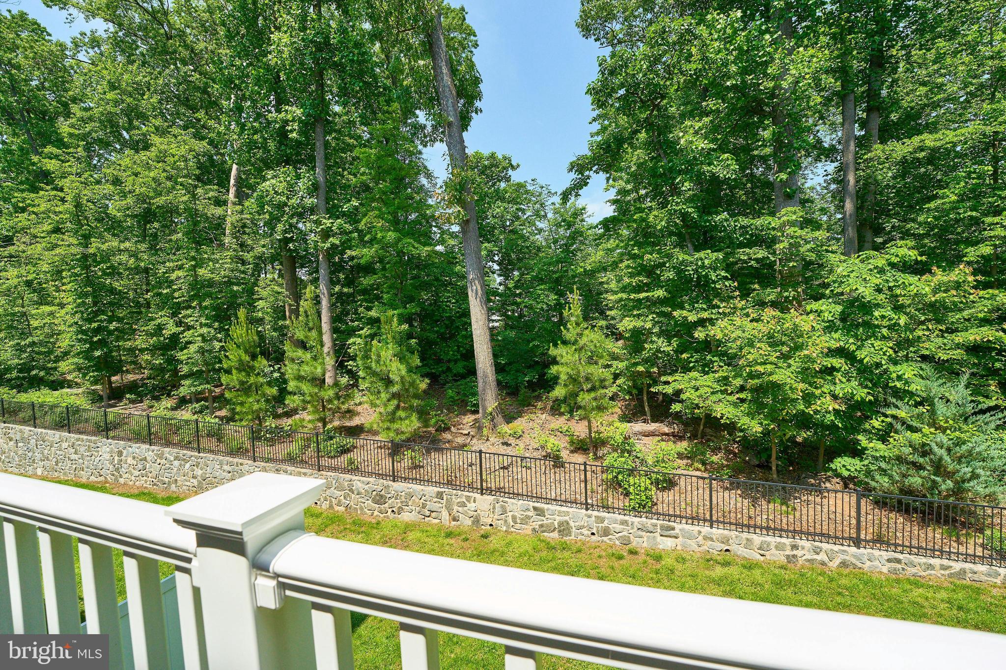 PENDER OAKS - Residential