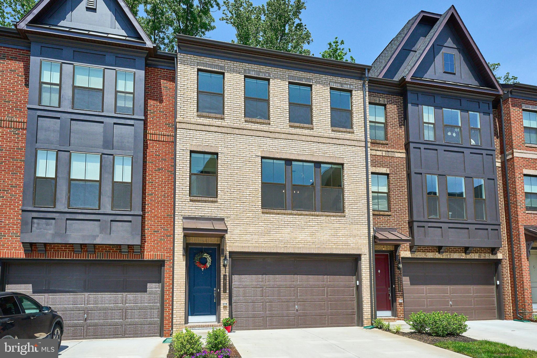 PENDER OAKS - Residential