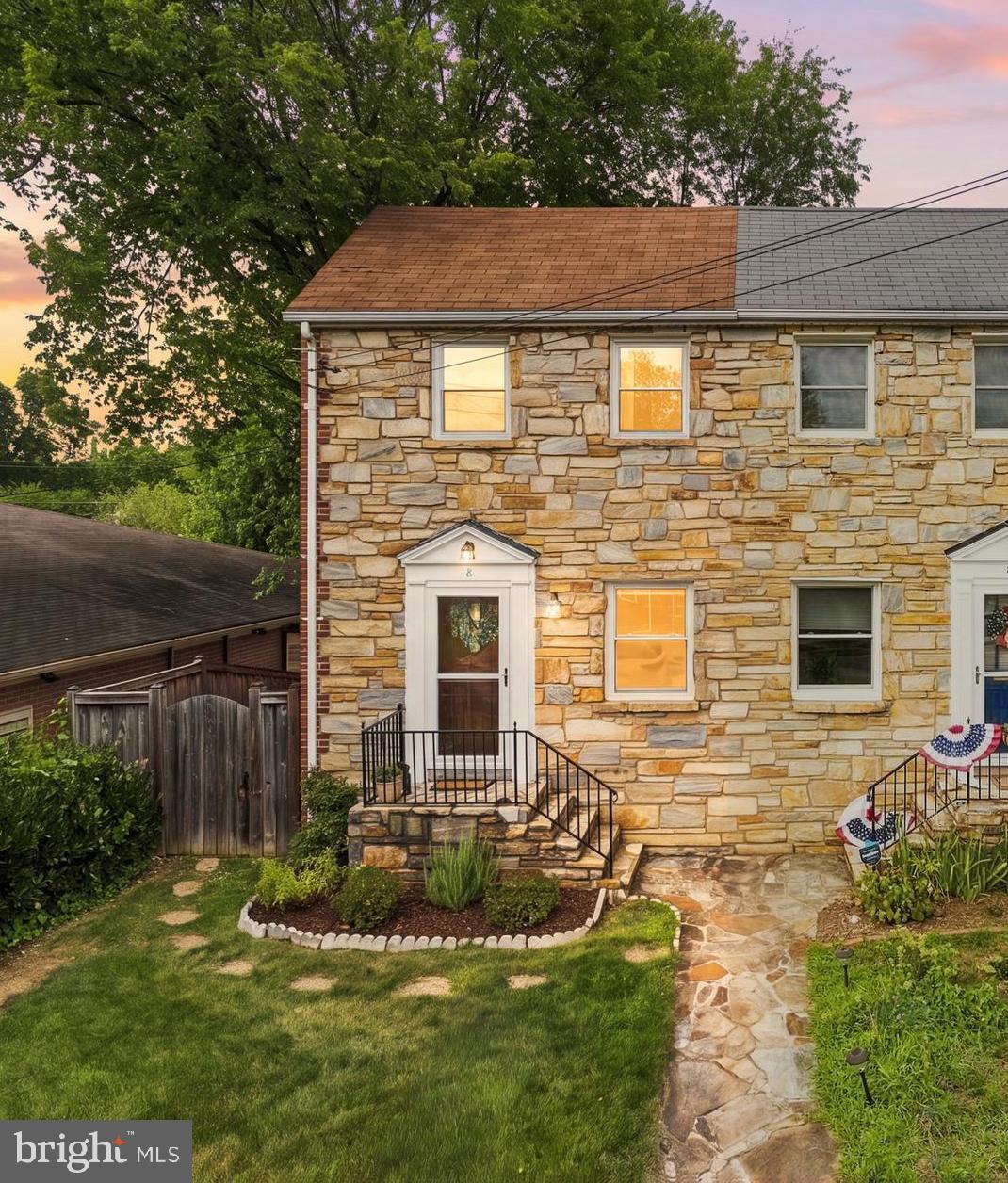 8 E MASONIC VIEW AVENUE