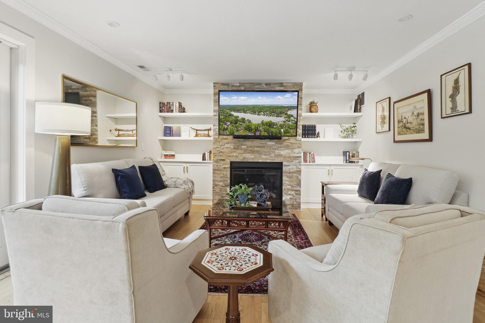 ARUNDEL ON THE BAY - Residential