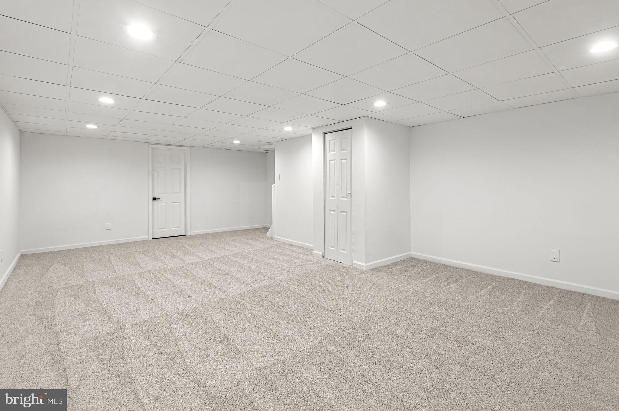 POTTSGROVE - Residential