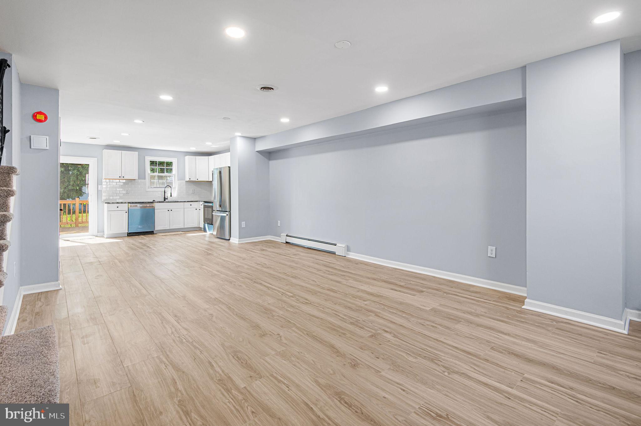 POTTSGROVE - Residential