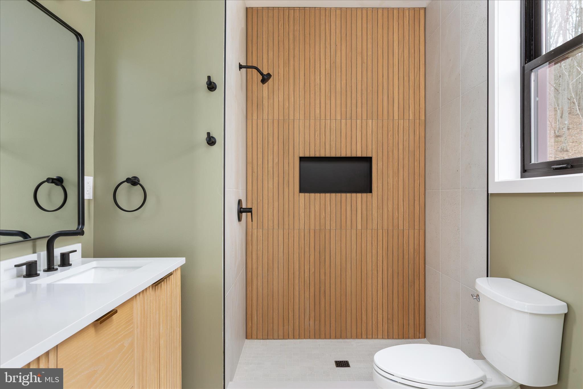 NONE UNRESTRICTED - Residential