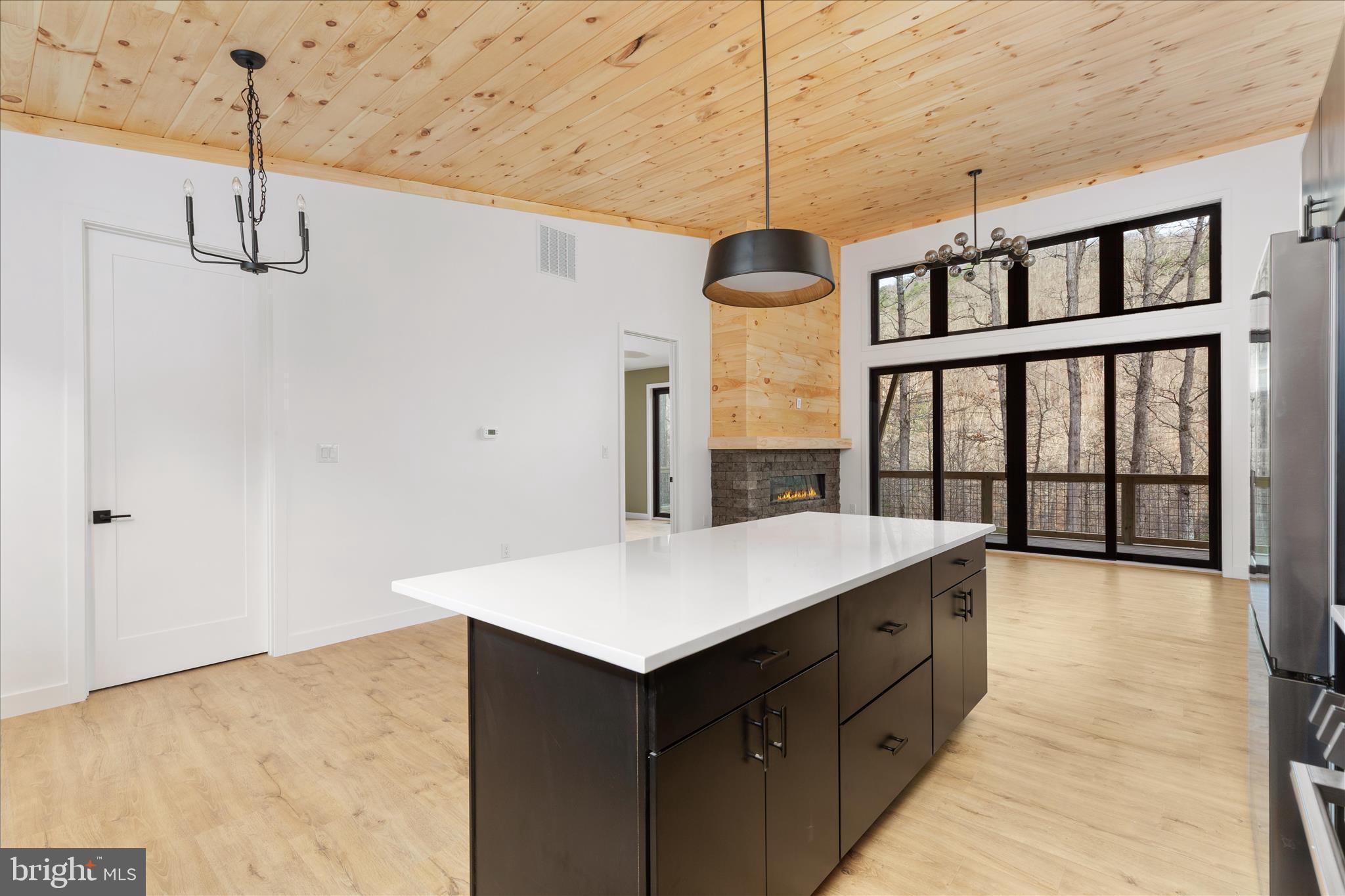 NONE UNRESTRICTED - Residential