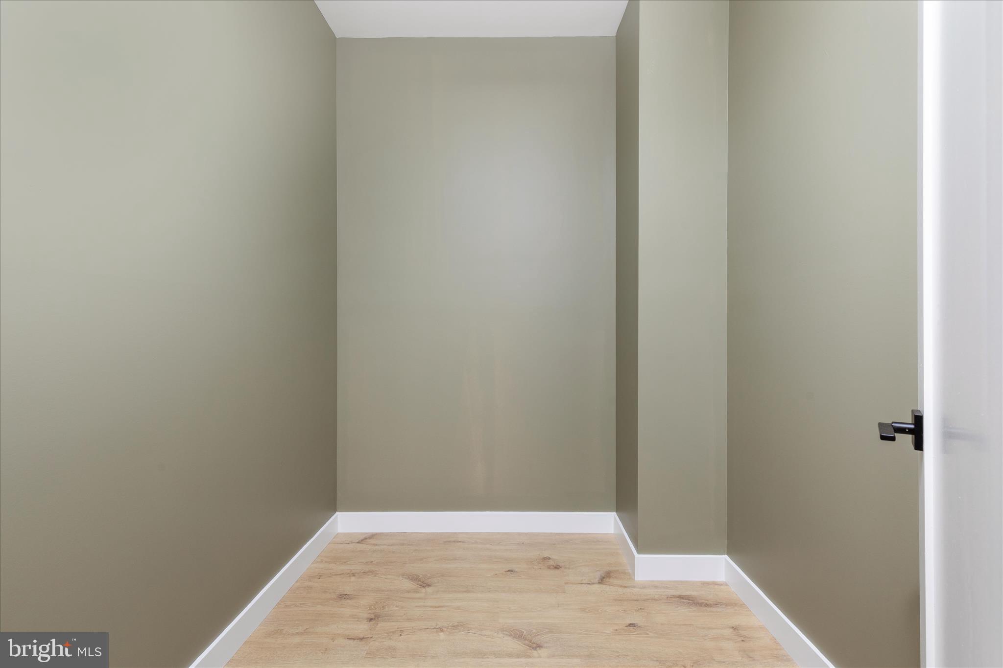 NONE UNRESTRICTED - Residential