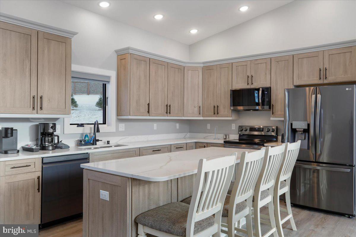 SUNSET RIDGE - Residential