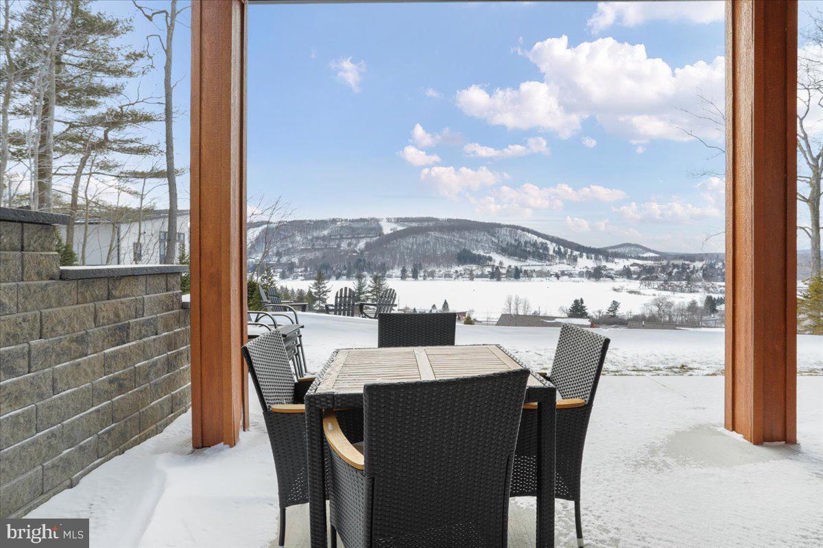 SUNSET RIDGE - Residential