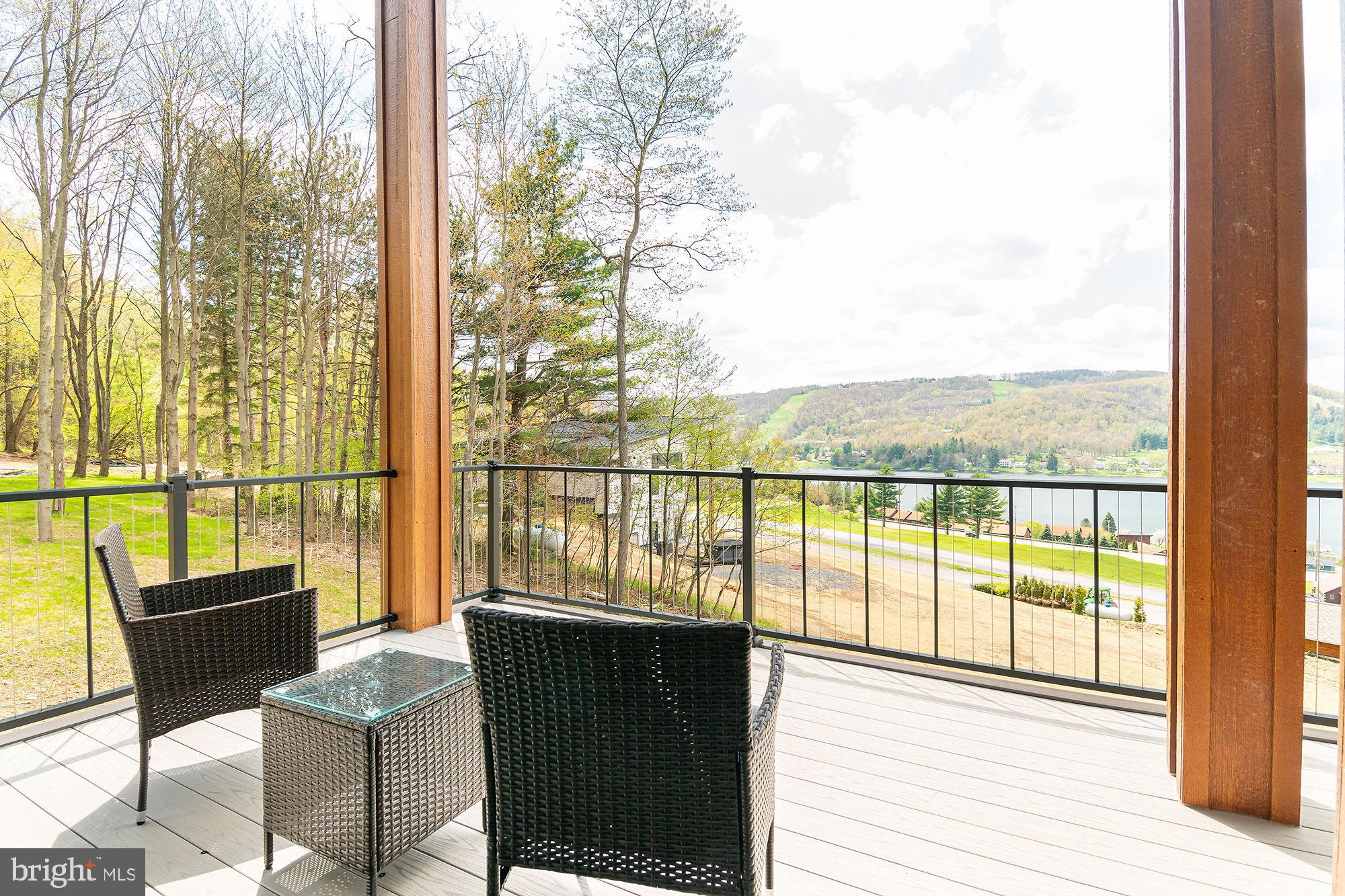 SUNSET RIDGE - Residential