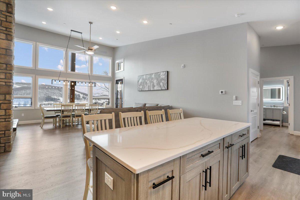 SUNSET RIDGE - Residential