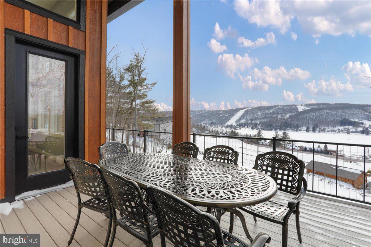 SUNSET RIDGE - Residential