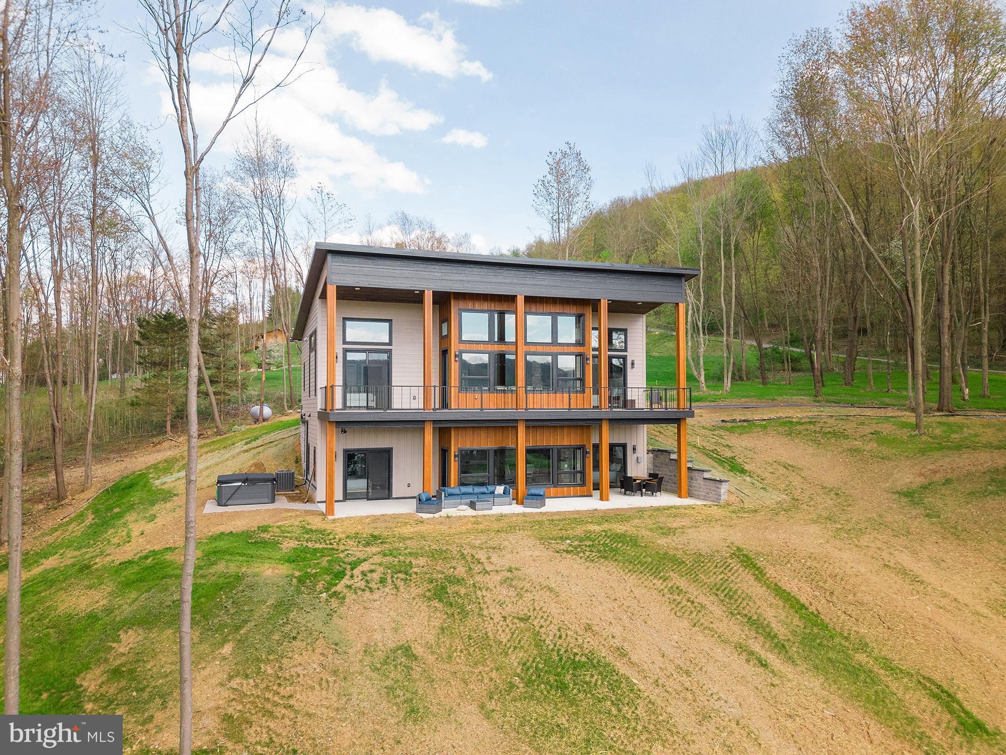 SUNSET RIDGE - Residential