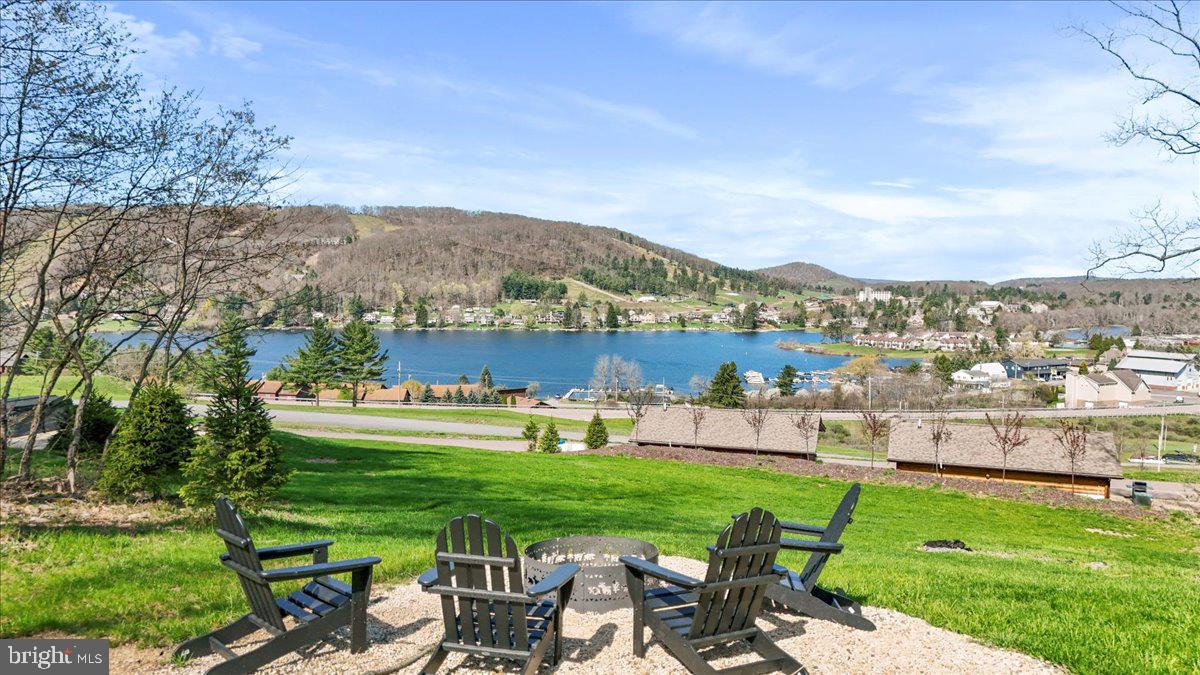 SUNSET RIDGE - Residential