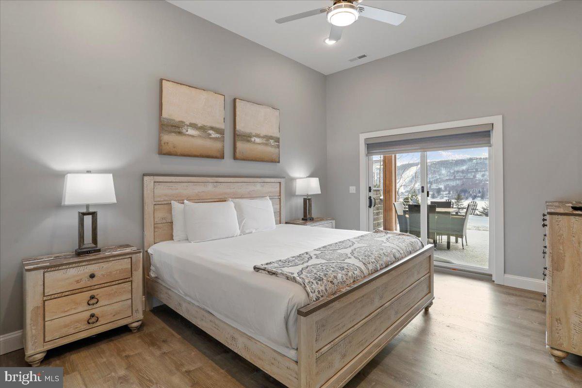 SUNSET RIDGE - Residential