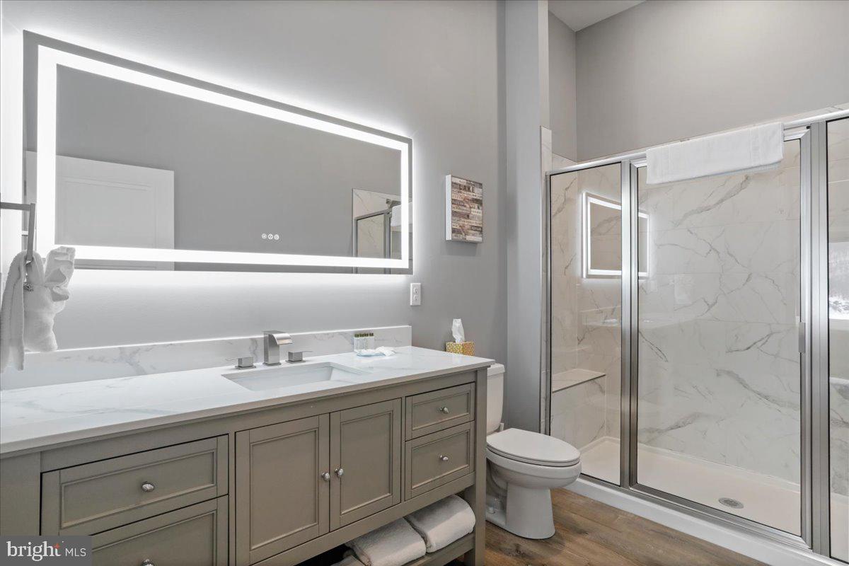 SUNSET RIDGE - Residential