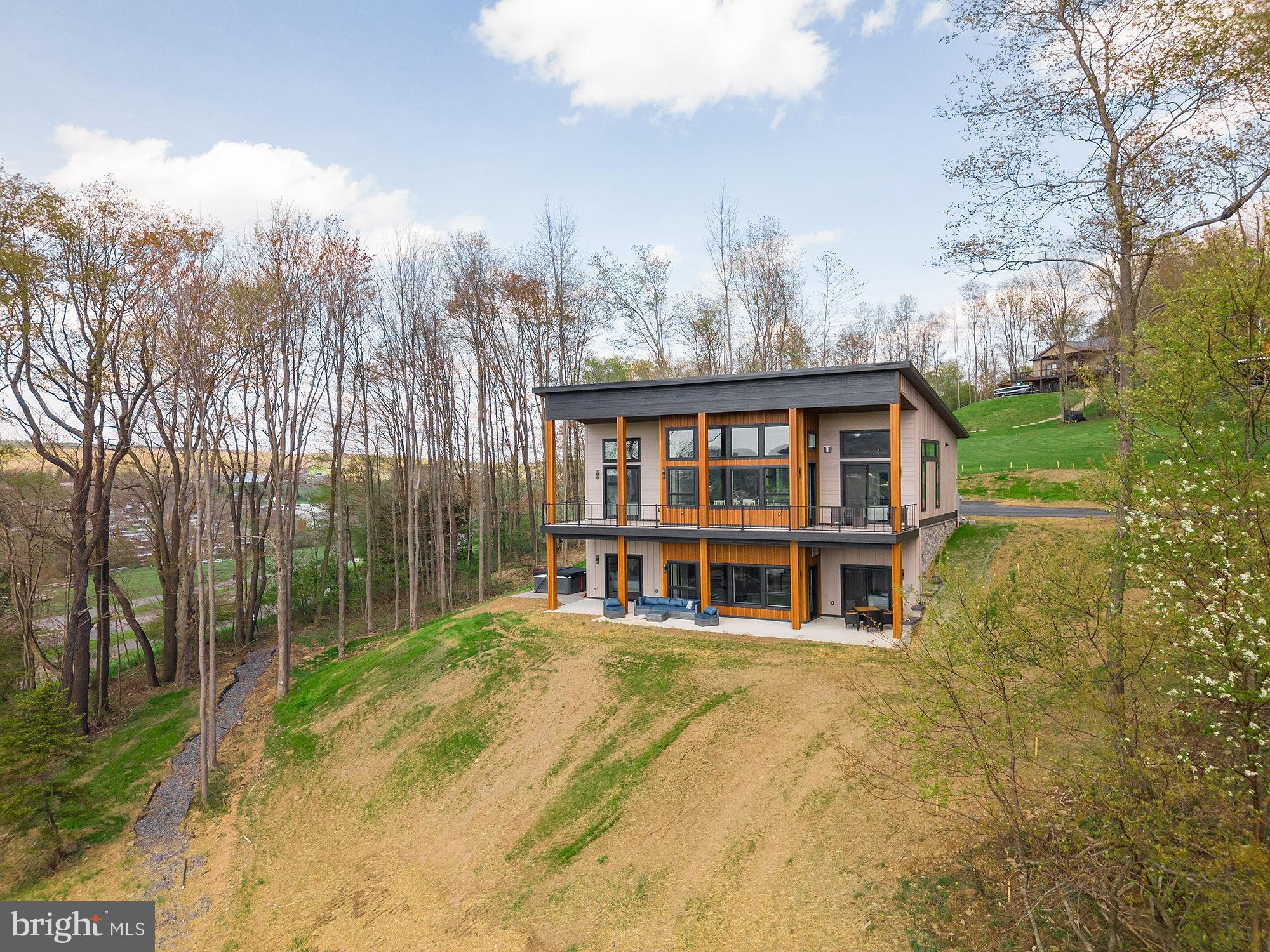 SUNSET RIDGE - Residential