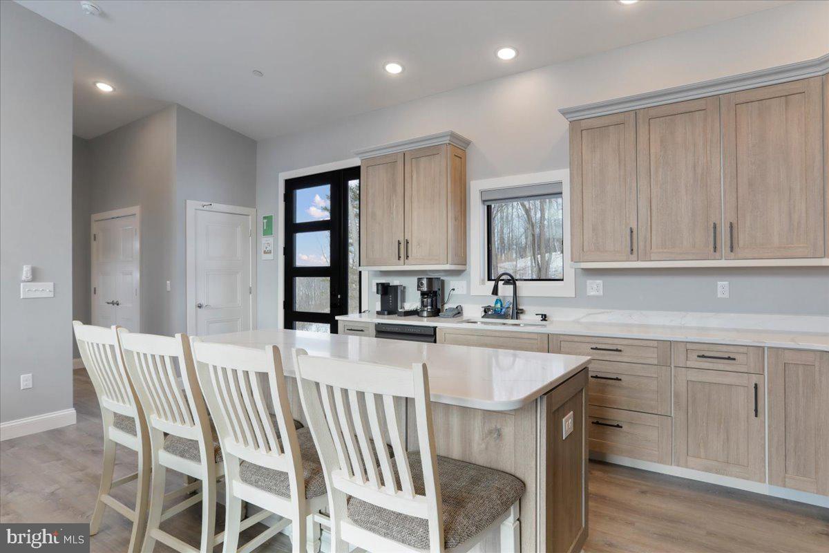 SUNSET RIDGE - Residential