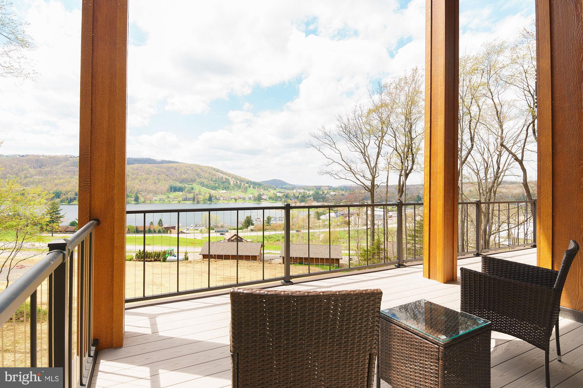 SUNSET RIDGE - Residential